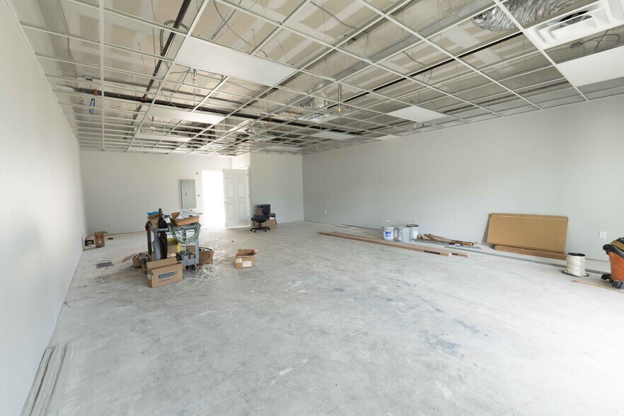 1124 Teague Trail, Lady Lake, FL à louer - Photo du bâtiment - Image 3 de 12