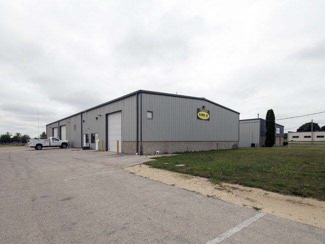 Plus de détails pour 1981 Belford North Dr, Belvidere, IL - Industriel à louer