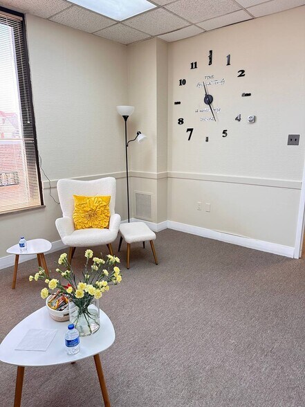 201 N Main St, Farmville, VA à louer - Photo intérieure - Image 2 de 45