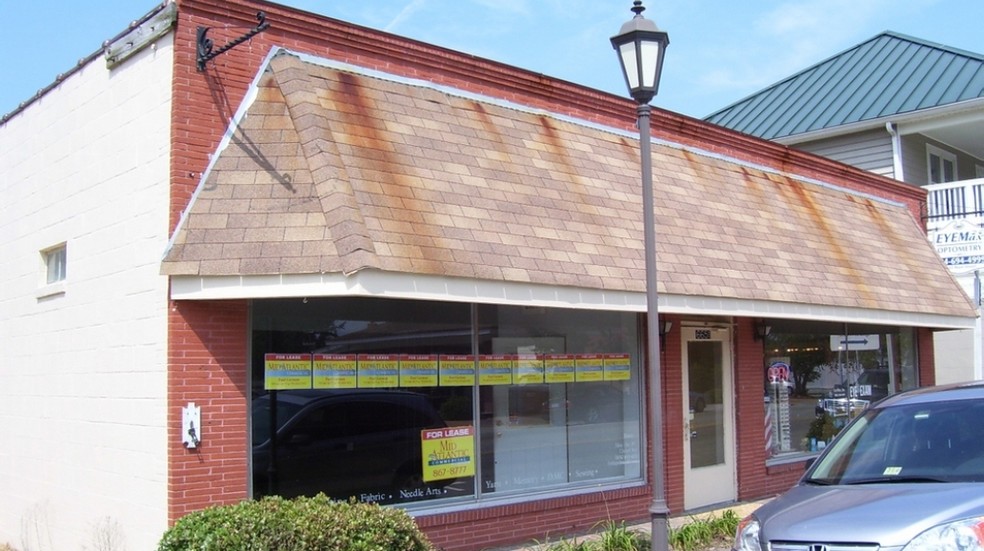 6651 Main St, Gloucester, VA for lease - Building Photo - Image 3 of 7