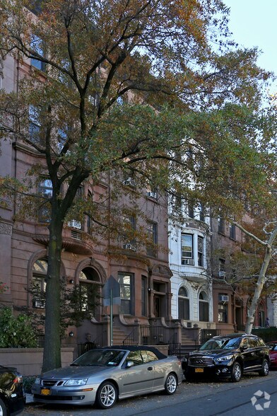 112 W 76th St, New York, NY à vendre - Photo du bâtiment - Image 2 de 21