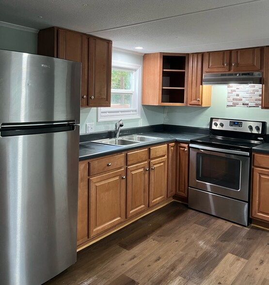 796 Boyhill Ln, Garland, NC à vendre - Photo du bâtiment - Image 3 de 6