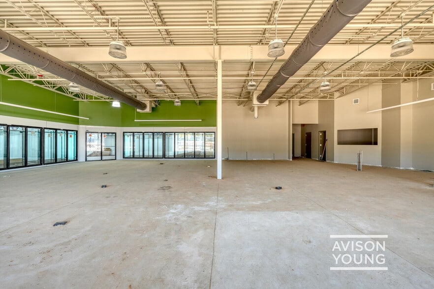 3493 Highway 155 and Frog rd, Locust Grove, GA for lease - Interior Photo - Image 2 of 7