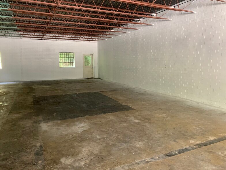 639 Biltmore Ave, Asheville, NC à louer - Photo intérieure - Image 2 de 9