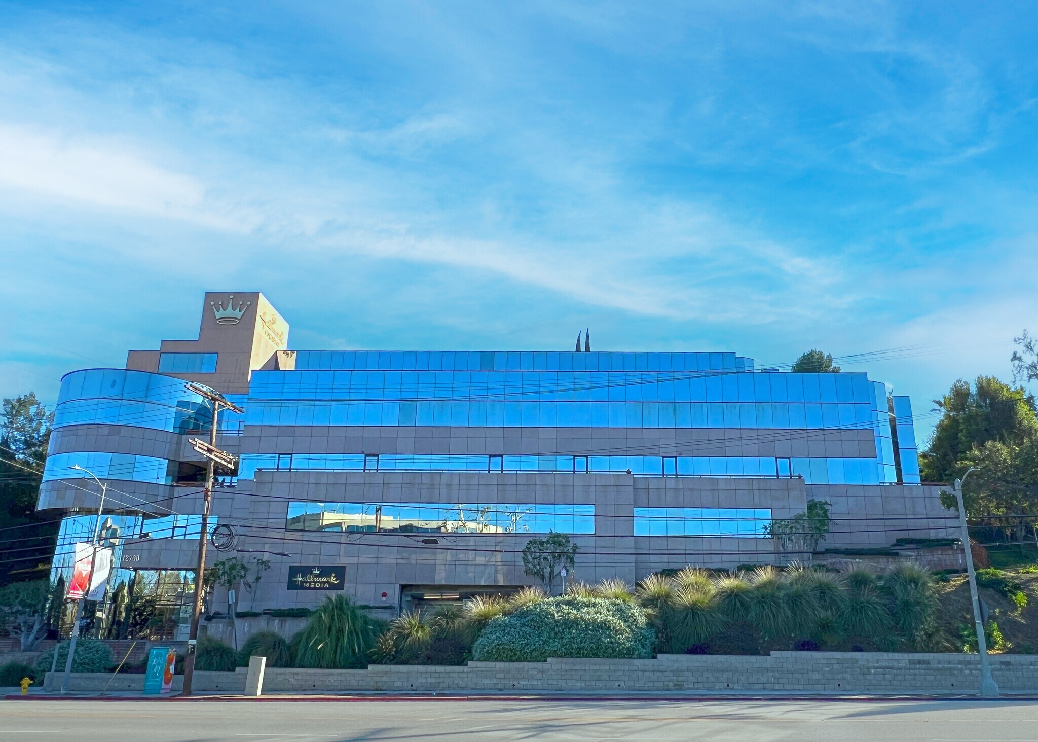 12700 Ventura Blvd, Studio City, CA à louer Photo du bâtiment- Image 1 de 7