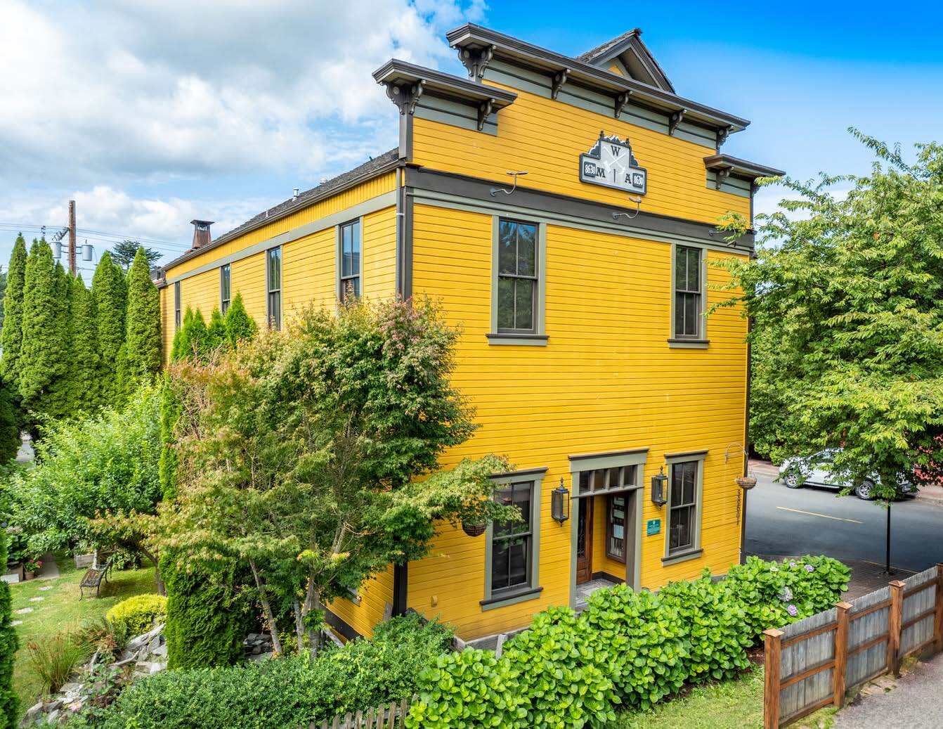 38601 King St st, Snoqualmie, WA for sale Primary Photo- Image 1 of 2