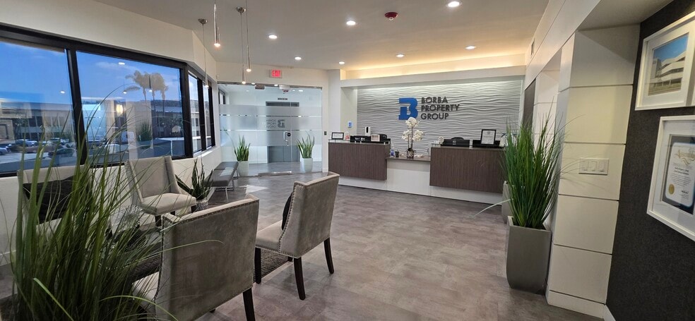 3229 E Spring St, Long Beach, CA for lease - Lobby - Image 3 of 13