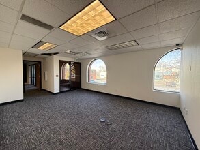 2480 S Main St, Salt Lake City, UT for lease Interior Photo- Image 2 of 3