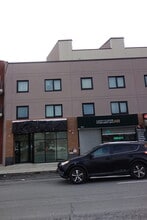 106-14 Astoria Blvd, Flushing, NY à louer Photo intérieure- Image 2 de 18