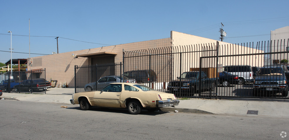 1601 E 22nd St, Los Angeles, CA for lease - Building Photo - Image 2 of 6