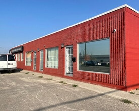 4068 Ogden Rd SE, Calgary, AB for lease Building Photo- Image 1 of 1