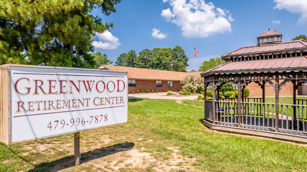 1200 W Center St, Greenwood, AR for sale - Primary Photo - Image 1 of 1