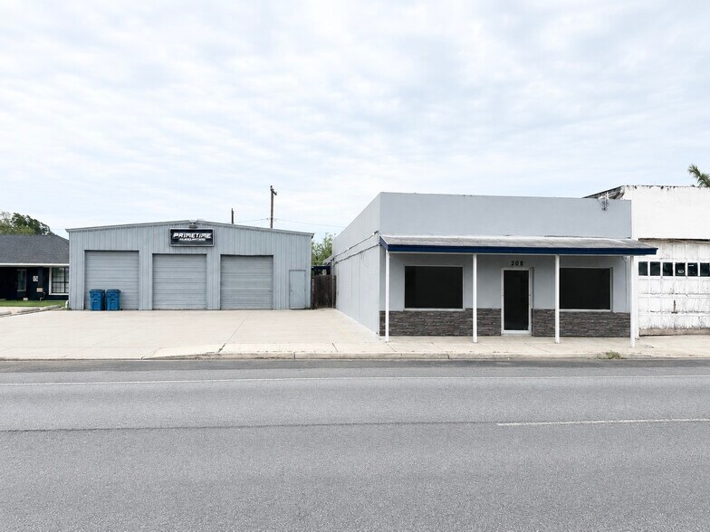 208 N Arroyo Blvd, Los Fresnos, TX à vendre - Photo principale - Image 1 de 8