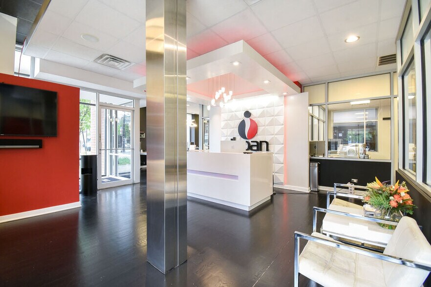 2101 W Division St, Chicago, IL à louer - Photo du bâtiment - Image 3 de 32