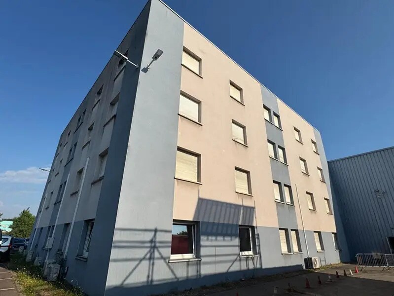 Office in Saint-Avold for sale Building Photo- Image 1 of 6
