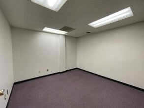 209 E Washington Ave, Jackson, MI for lease Interior Photo- Image 2 of 2