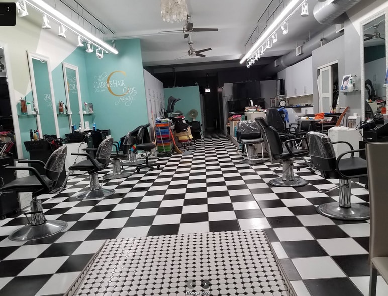 2556 W Lawrence Ave, Chicago, IL à louer - Photo intérieure - Image 3 de 18