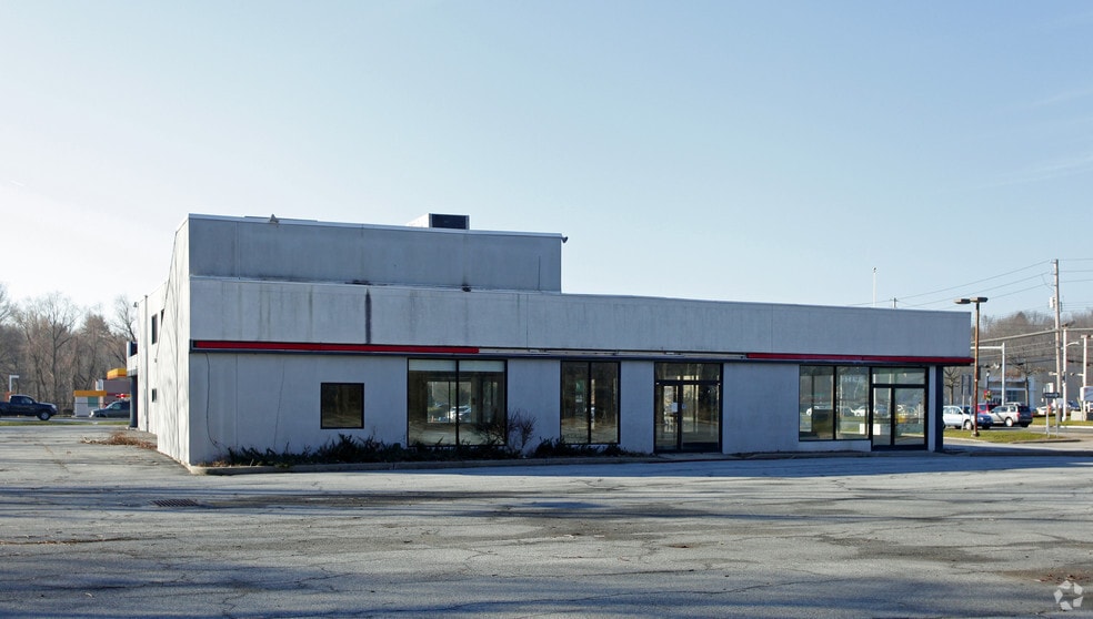 3025 E Main St, Cortlandt Manor, NY for lease - Primary Photo - Image 1 of 2
