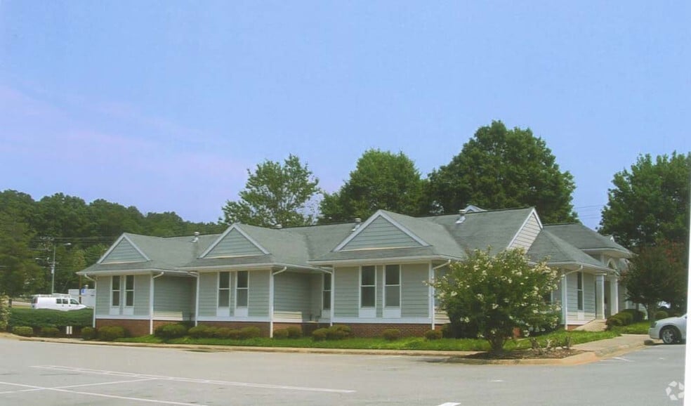 5285 N Roxboro St, Durham, NC for sale - Building Photo - Image 2 of 9