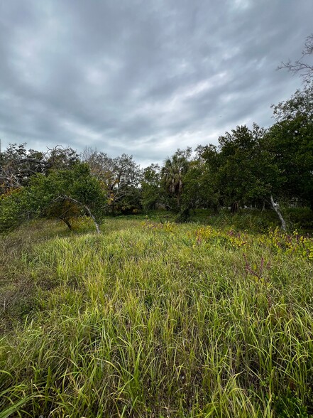 0 Ridge Rd, New Port Richey, FL à vendre - Photo du bâtiment - Image 3 de 8