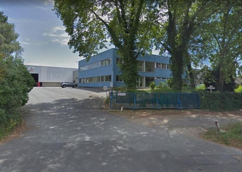 22 Avenue Du Château, SAINT-OUEN-L'AUMONE à louer - Photo du bâtiment - Image 1 de 9