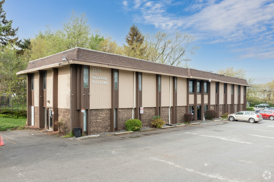 2300-2312 Navarre Ave, Oregon, OH à louer - Photo principale - Image 1 de 9