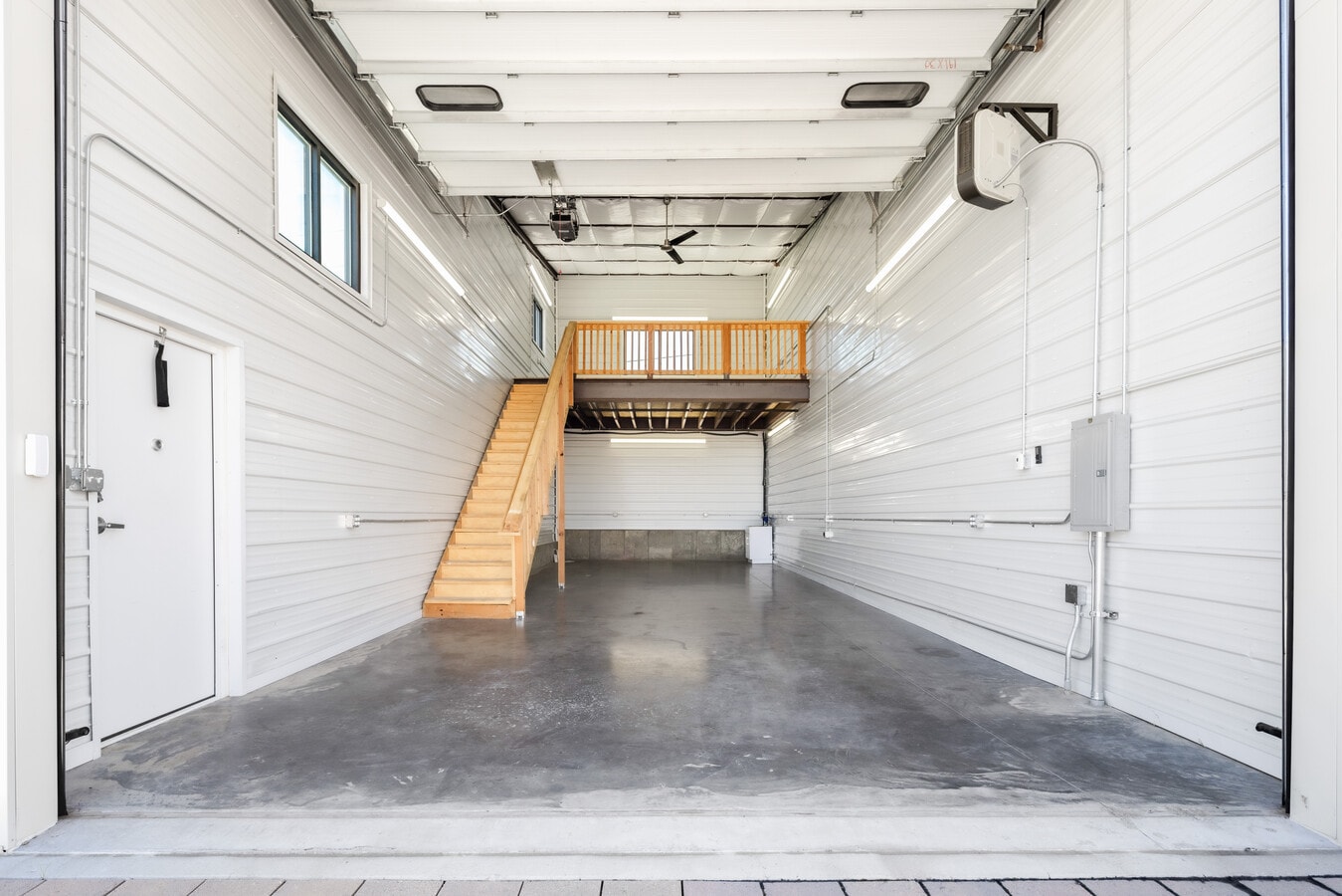 560-580 Ames St, Lakewood, CO 80226 - Unité 310 - - Photo intérieure - Image 1 of 6