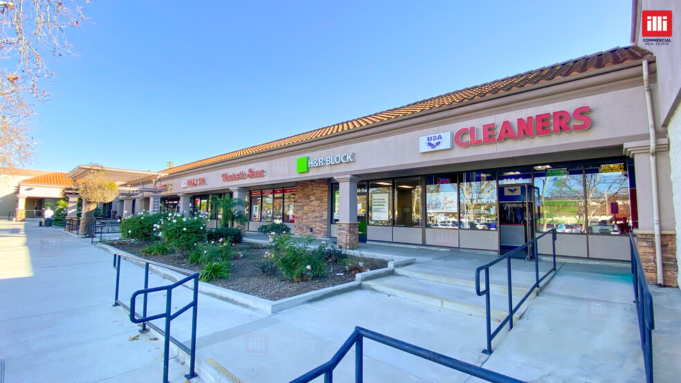 540-690 E Los Angeles Ave, Simi Valley, CA for lease - Building Photo - Image 2 of 10