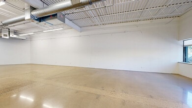 550-600 County Road D W, New Brighton, MN for lease Matterport 3D Scan- Image 1 of 8