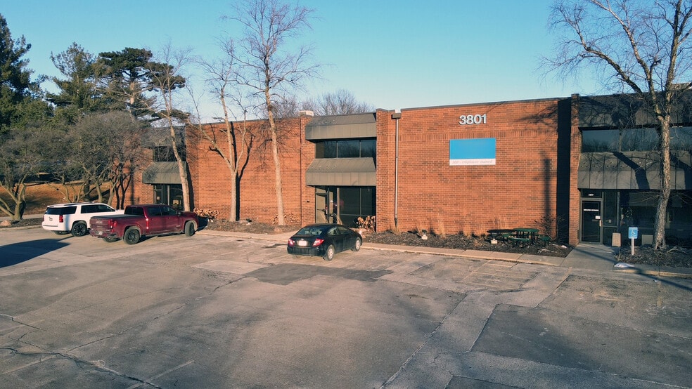 3801 Delaware Ave, Des Moines, IA for sale - Primary Photo - Image 2 of 7