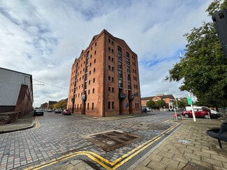 Plus de détails pour 13 Hull Marina Warehouse, Hull - Commerce de détail à louer