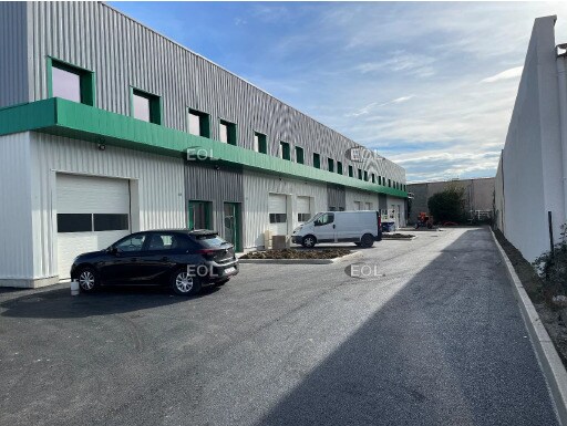 Flex in Mions for lease - Building Photo - Image 2 of 7