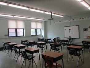 11 Catherine St, Brooklyn, NY for lease Interior Photo- Image 2 of 8