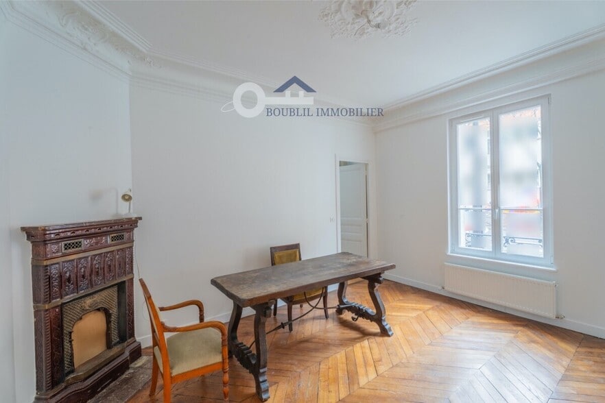 12 Rue Alphonse Daudet, Paris for sale - Interior Photo - Image 2 of 10