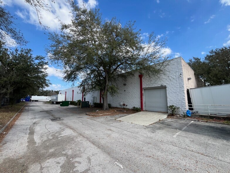 2000 Principal Row, Orlando, FL à louer - Photo du bâtiment - Image 3 de 8