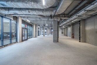 1725 Village Ln, Far Rockaway, NY à louer Photo intérieure- Image 1 de 4