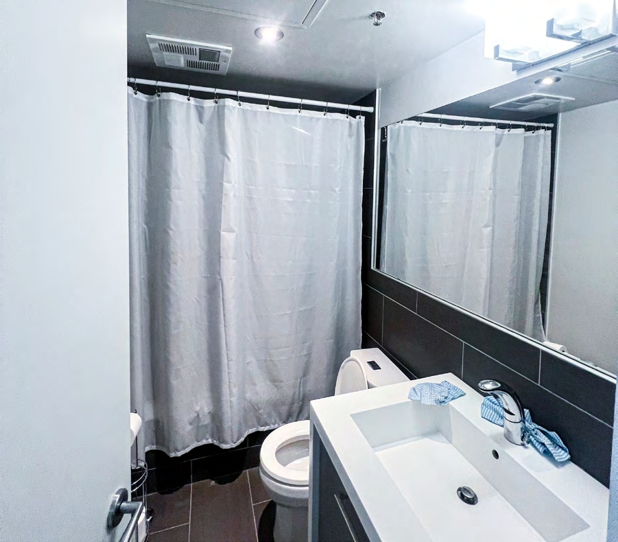 1201 Dundas St E, Toronto, ON M6J 1X3 - Unité 209 - - Photo intérieure - Image 2 of 6