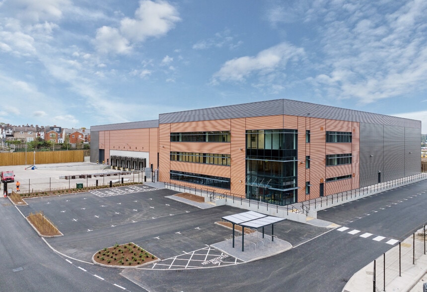 Unit 3 Catalyst Park, Coronation Rd, Birmingham for lease - Primary Photo - Image 1 of 2