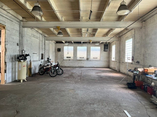 1353 E 171st St, Cleveland, OH for lease - Building Photo - Image 3 of 4