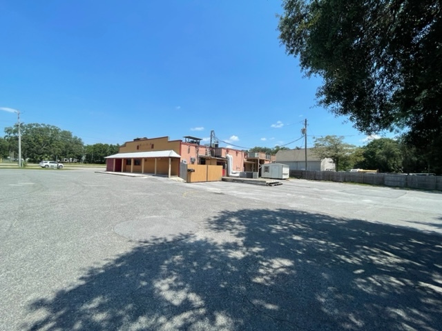 1313 Lewis Turner Blvd, Fort Walton Beach, FL à vendre - Photo du b timent - Image 3 de 11