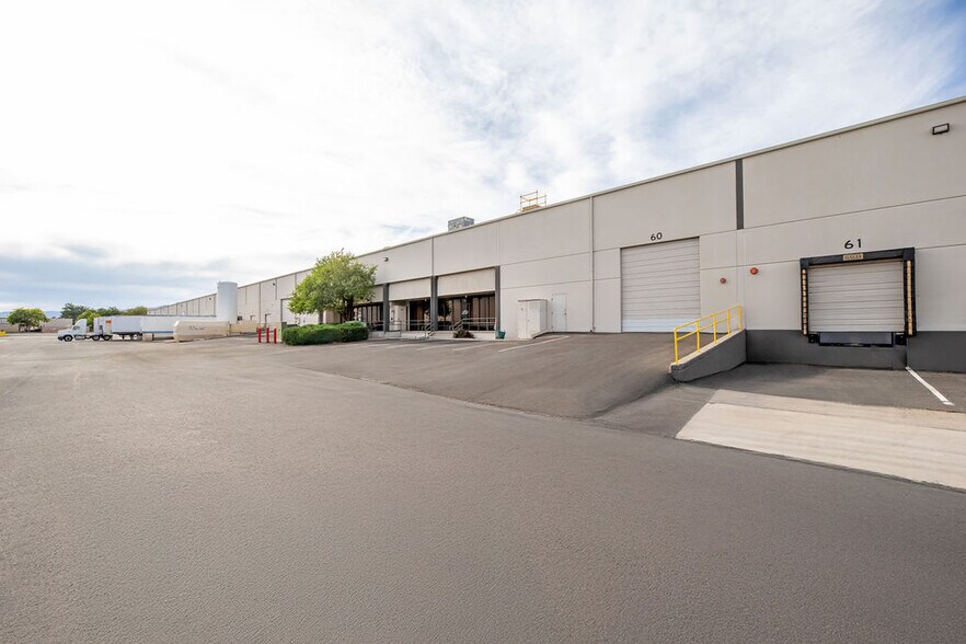 700-798 E Glendale Ave, Sparks, NV à louer - Photo du bâtiment - Image 3 de 11