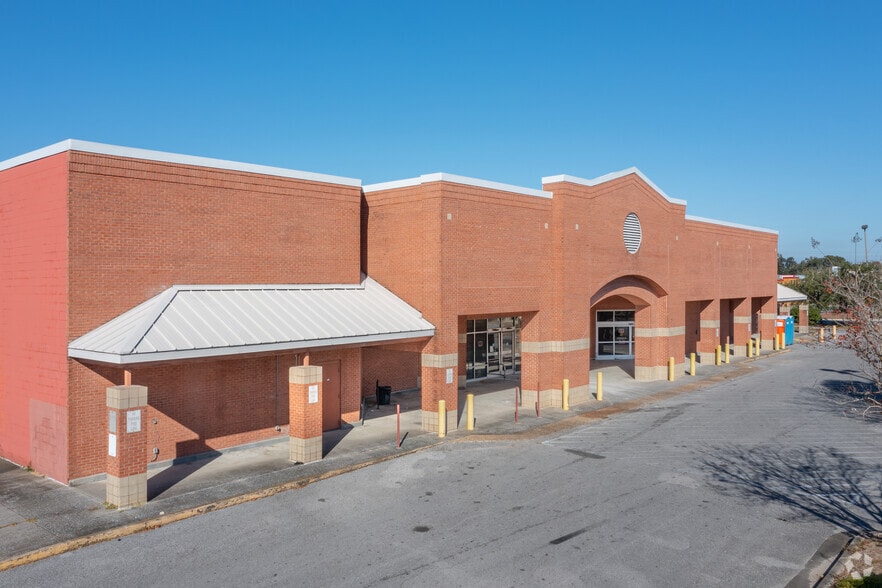 5975 Mobile Hwy, Pensacola, FL for lease - Building Photo - Image 1 of 6