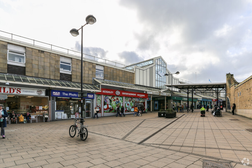 College Walk, Keighley à louer - Photo du b timent - Image 2 de 17