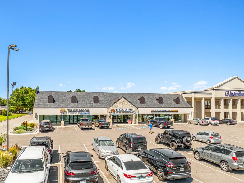 4901 N May Ave, Oklahoma City, OK for sale - Building Photo - Image 2 of 13