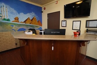 12061 Jacaranda Ave, Hesperia, CA for lease Interior Photo- Image 2 of 8