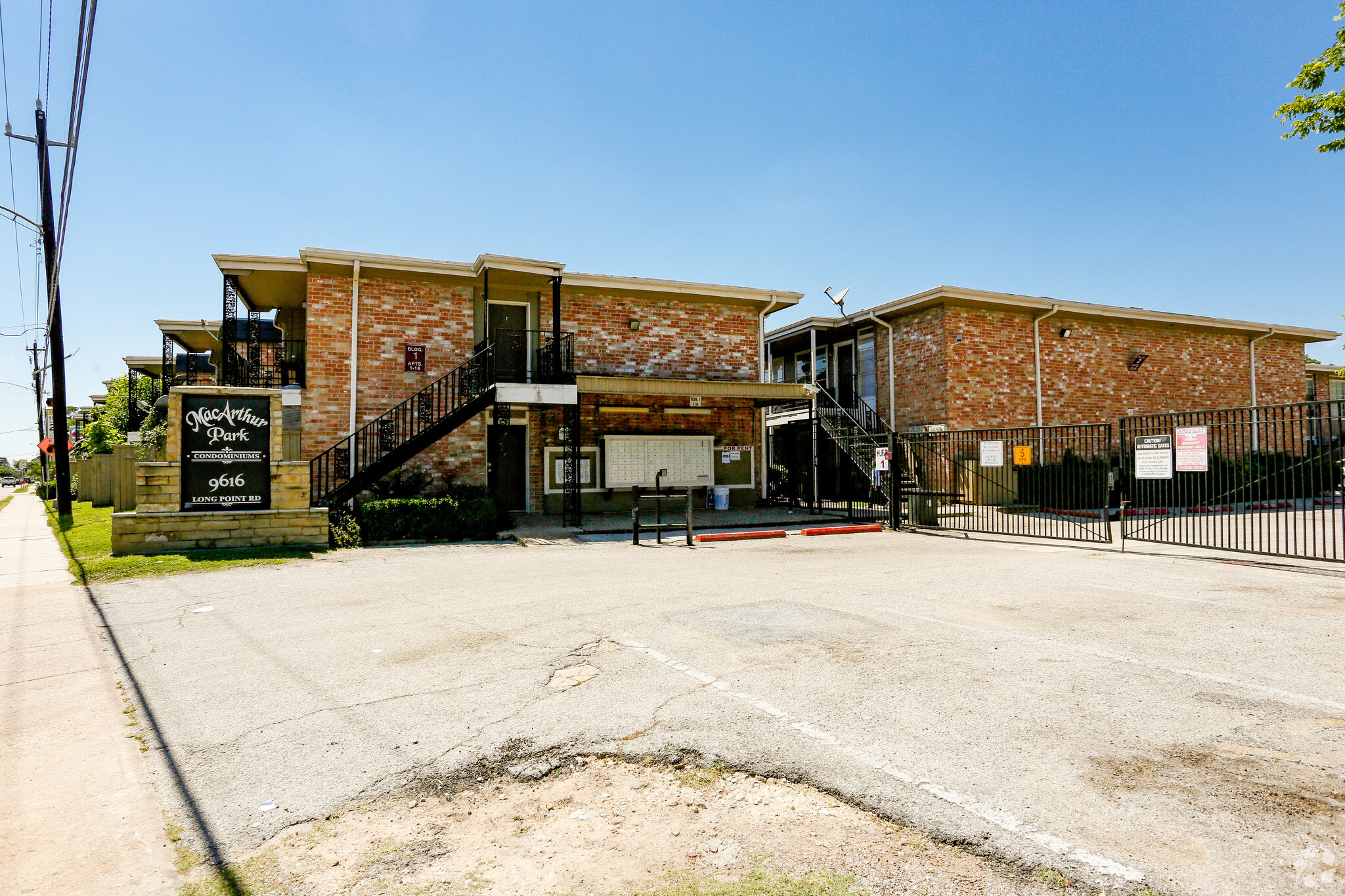 9616 Long Point Rd, Houston, TX for sale Building Photo- Image 1 of 1