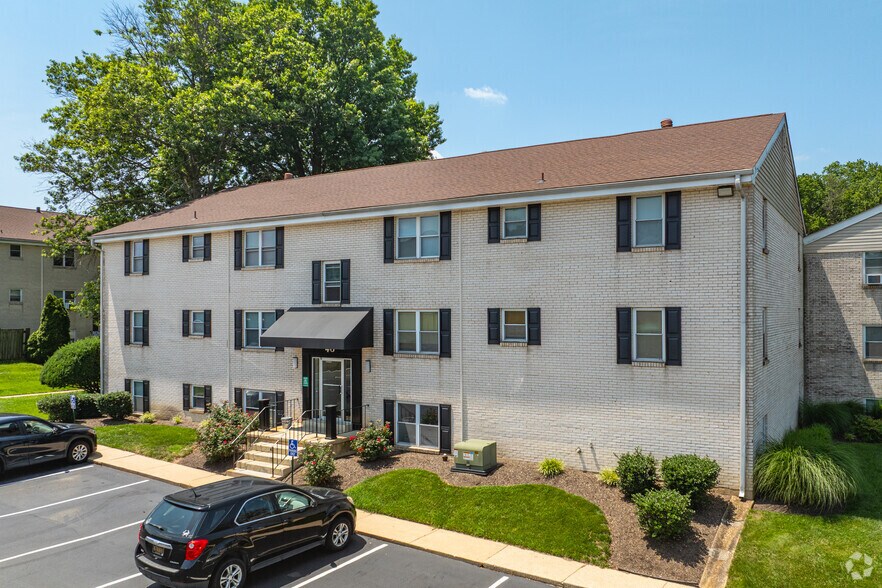 26 Cheswold Blvd, Newark, DE à vendre - Photo principale - Image 1 de 33