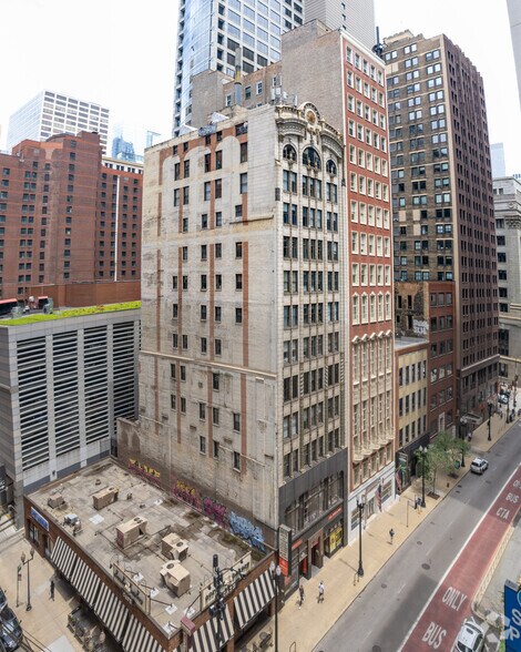 180 W Washington St, Chicago, IL à louer - Photo du bâtiment - Image 2 de 5