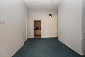 27 Huntriss Row, Scarborough for sale Interior Photo- Image 2 of 6