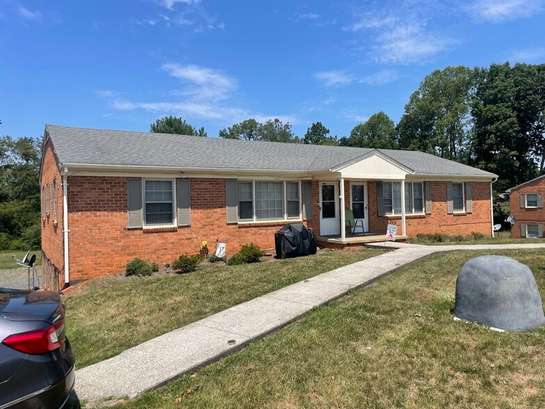 193 Cedar Cove Ln, Spout Spring, VA for sale - Building Photo - Image 3 of 6
